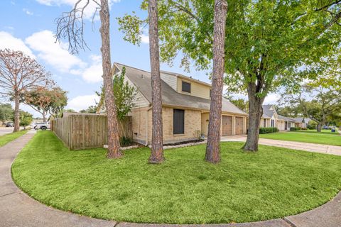 Photo of 3703 Clover Meadows Street, Pasadena, TX 77505 (MLS # 26403716)