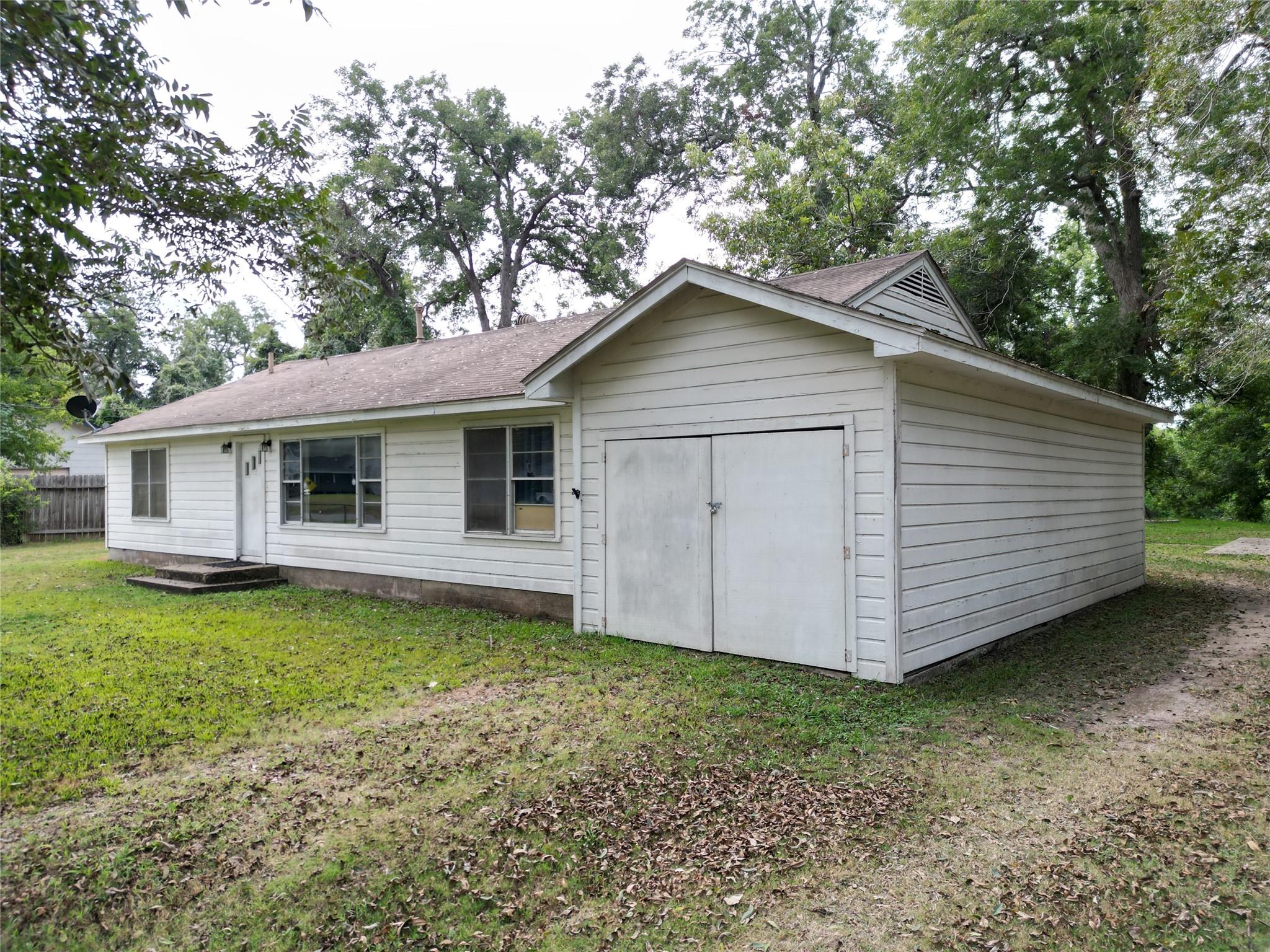 602 Riveredge Drive