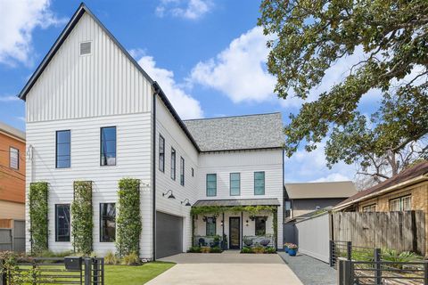 Photo of 2705 Julian Street, Houston, TX 77009 (MLS # 48562004)