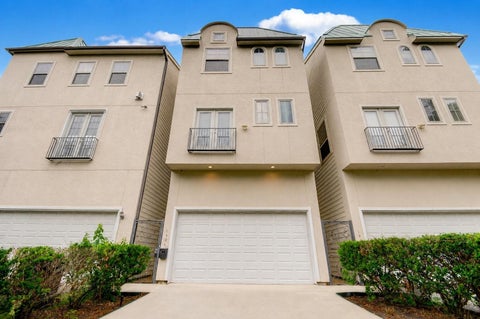 Townhouse For Rent - 1904 Lauderdale Street<br/> Harris County, Houston, TX 77030