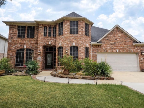 Photo of 1904 Keswick Court, Pearland, TX 77581 (MLS # 28264869)