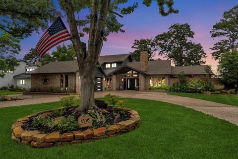 Photo of 1118 April Waters Drive N, Conroe, TX 77356 (MLS # 67898802)