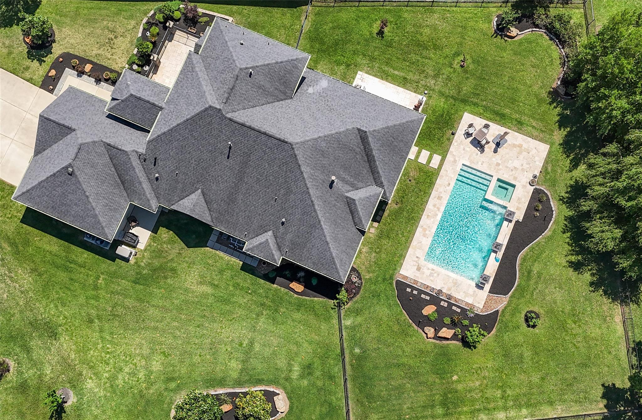 5924 Oak Leaf Court