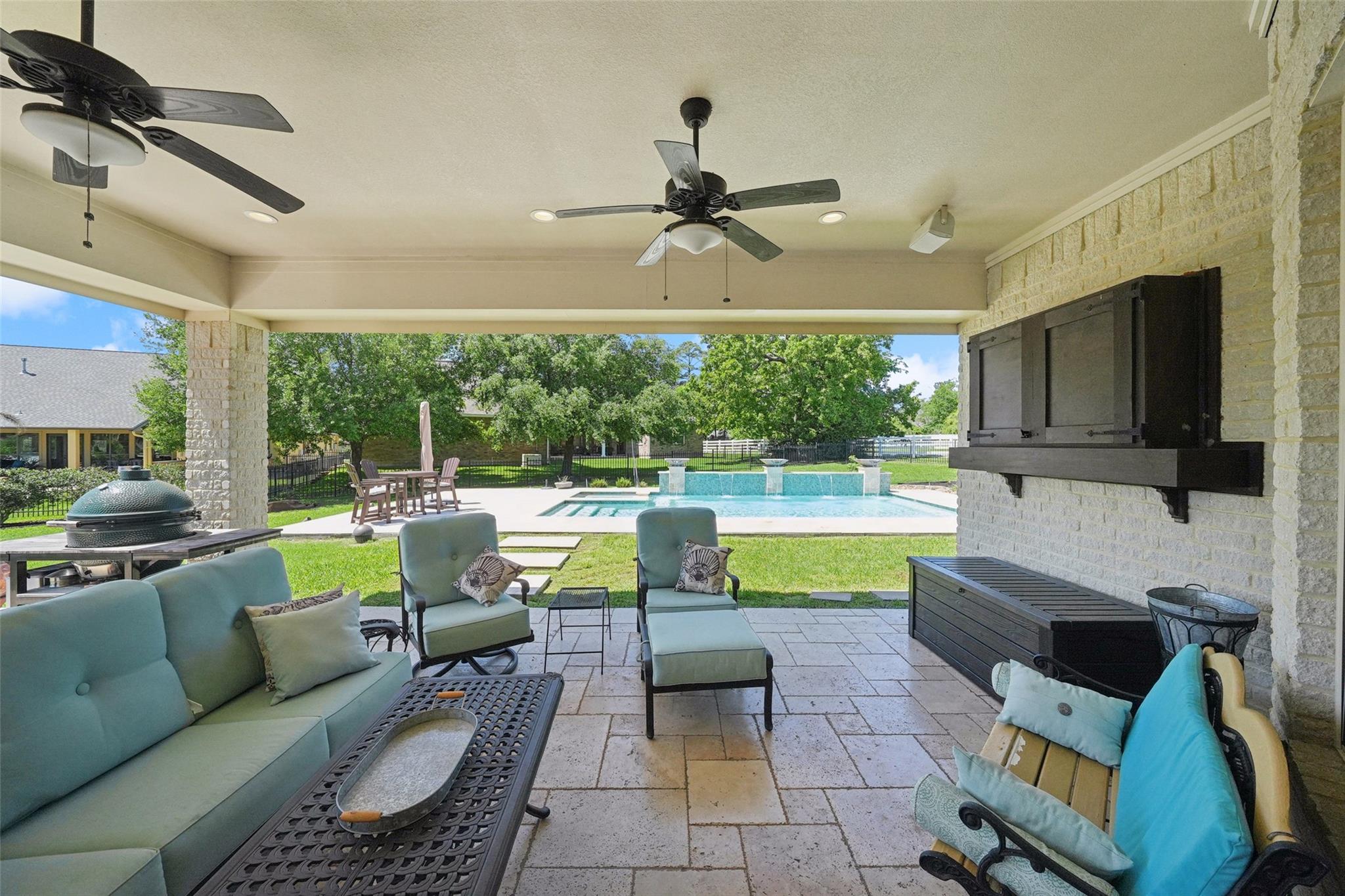 5924 Oak Leaf Court