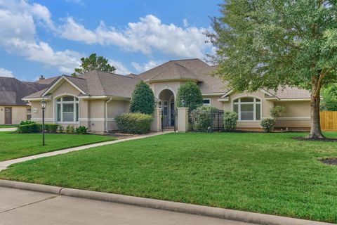 Photo of 72 Wycliffe Drive, Montgomery, TX 77356 (MLS # 21042407) Photo of 72 Wycliffe Drive, Montgomery, TX 77356 (MLS # 21042407)