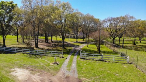 Photo of 17406 County Road 4821, Normangee, TX 77871 (MLS # 39032549)