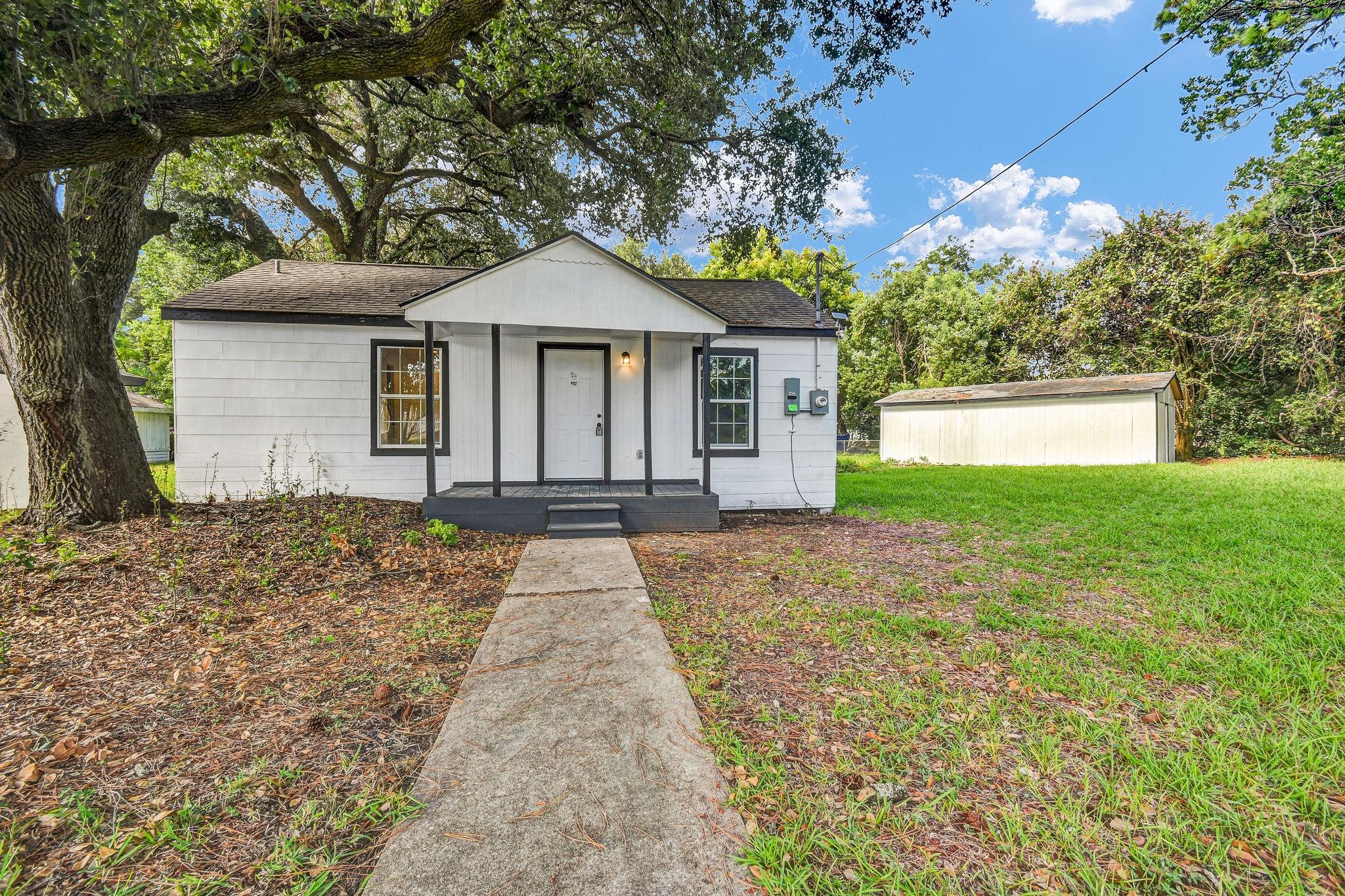 1332 Montgomery Street