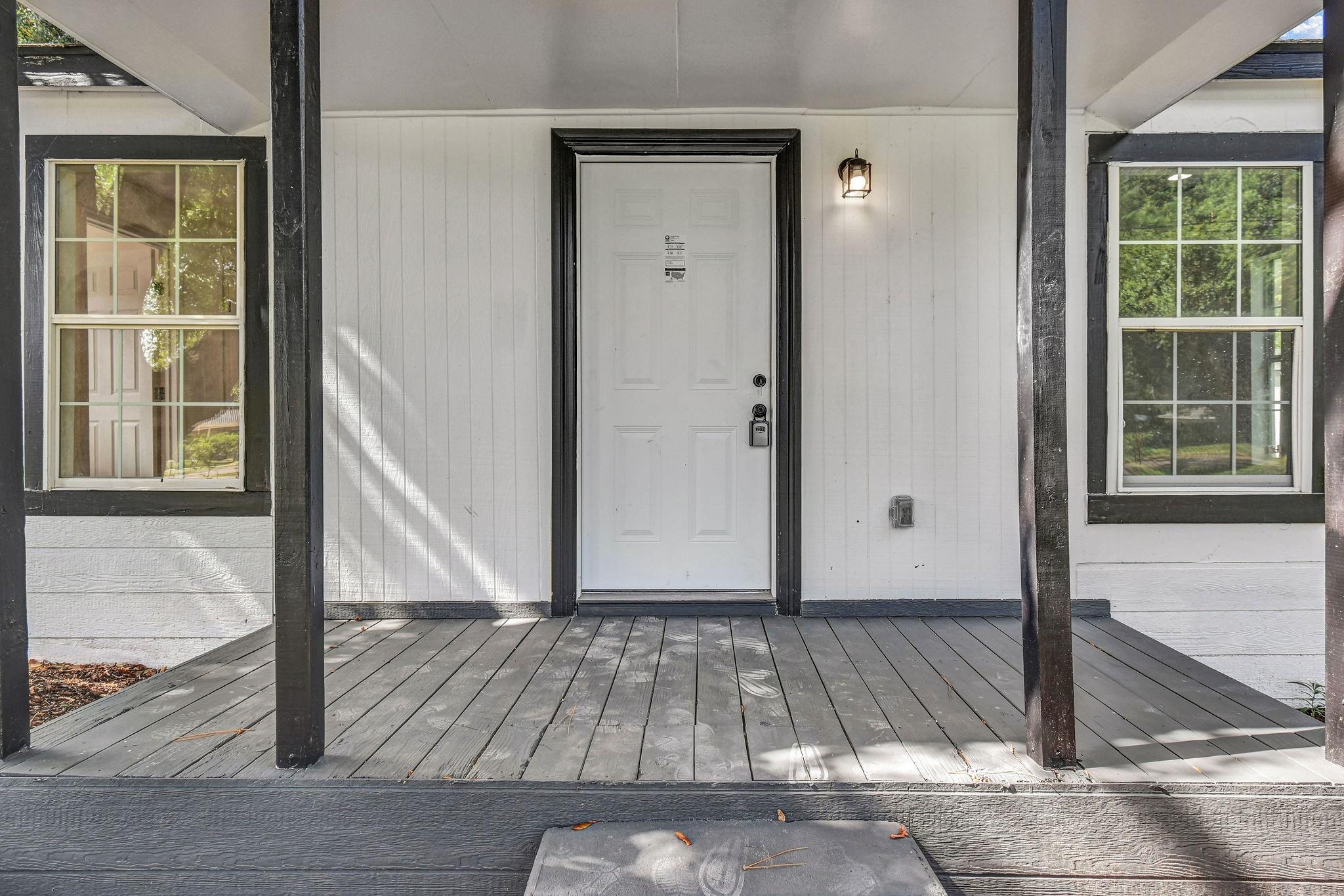 1332 Montgomery Street