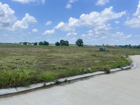 Vacant Land For Sale - 3590 Trenton Lane<br/> Beaumont, TX 77713