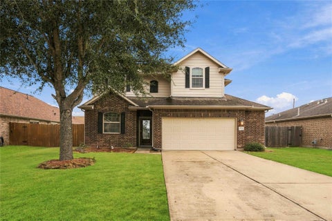 Photo of 9707 Golden Cypress Drive, Rosharon, TX 77583 (MLS # 43977380)