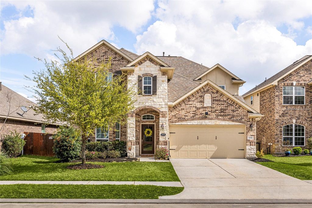 Photo of 21370 Somerset Shores Crossing, Kingwood, TX 77339 (MLS # 90018288)