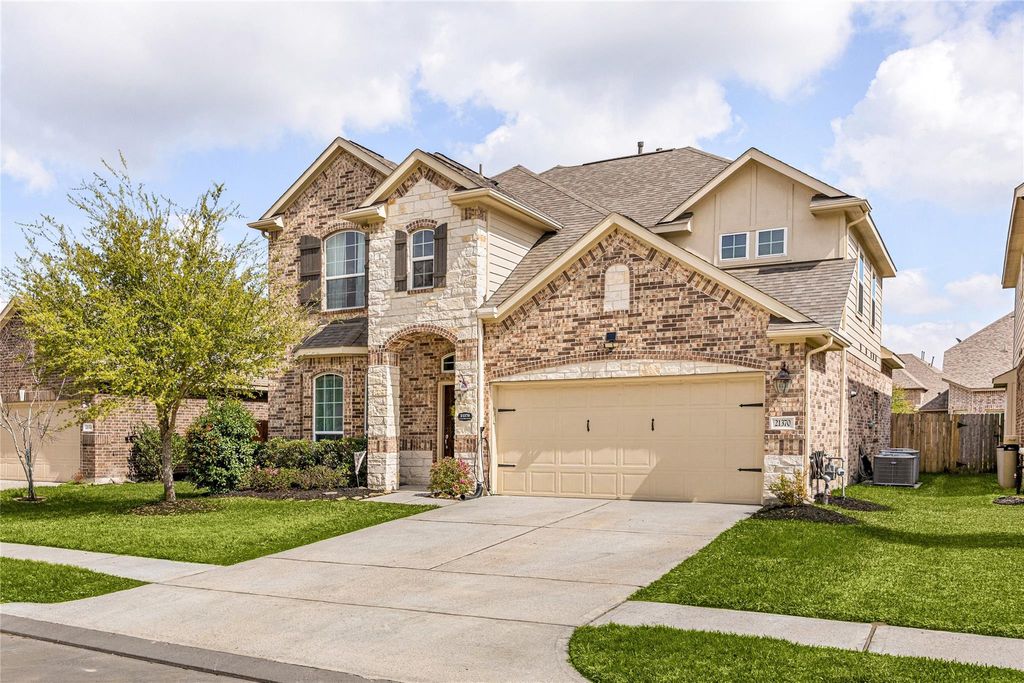 Photo of 21370 Somerset Shores Crossing, Kingwood, TX 77339 (MLS # 90018288)