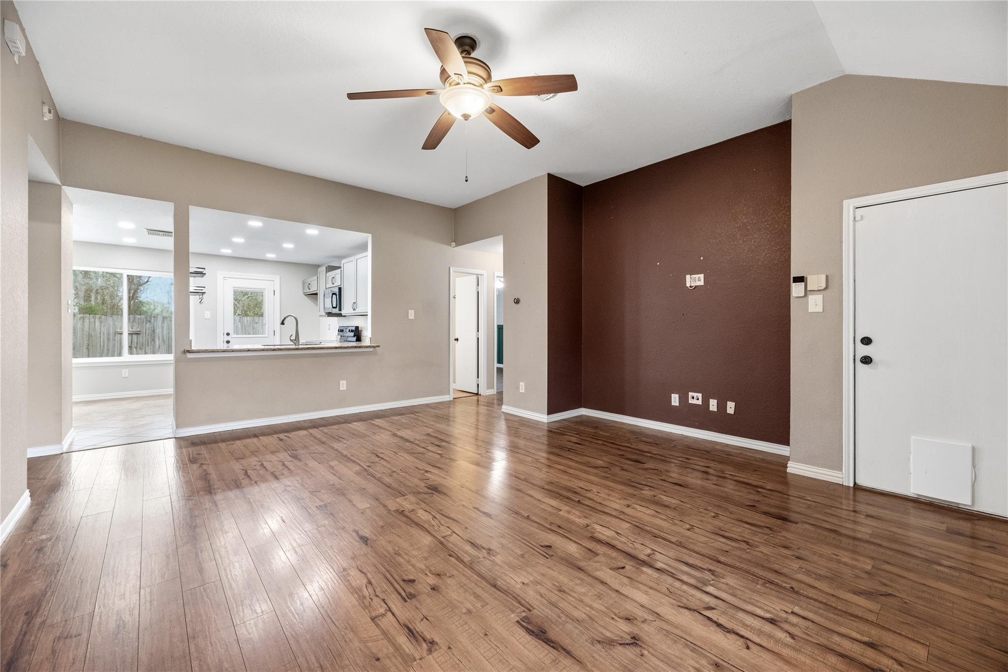 24006 Lazy Kay Lane