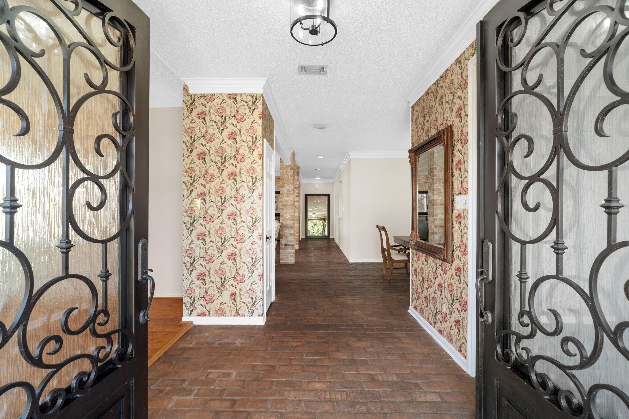 443 Fox Briar Lane