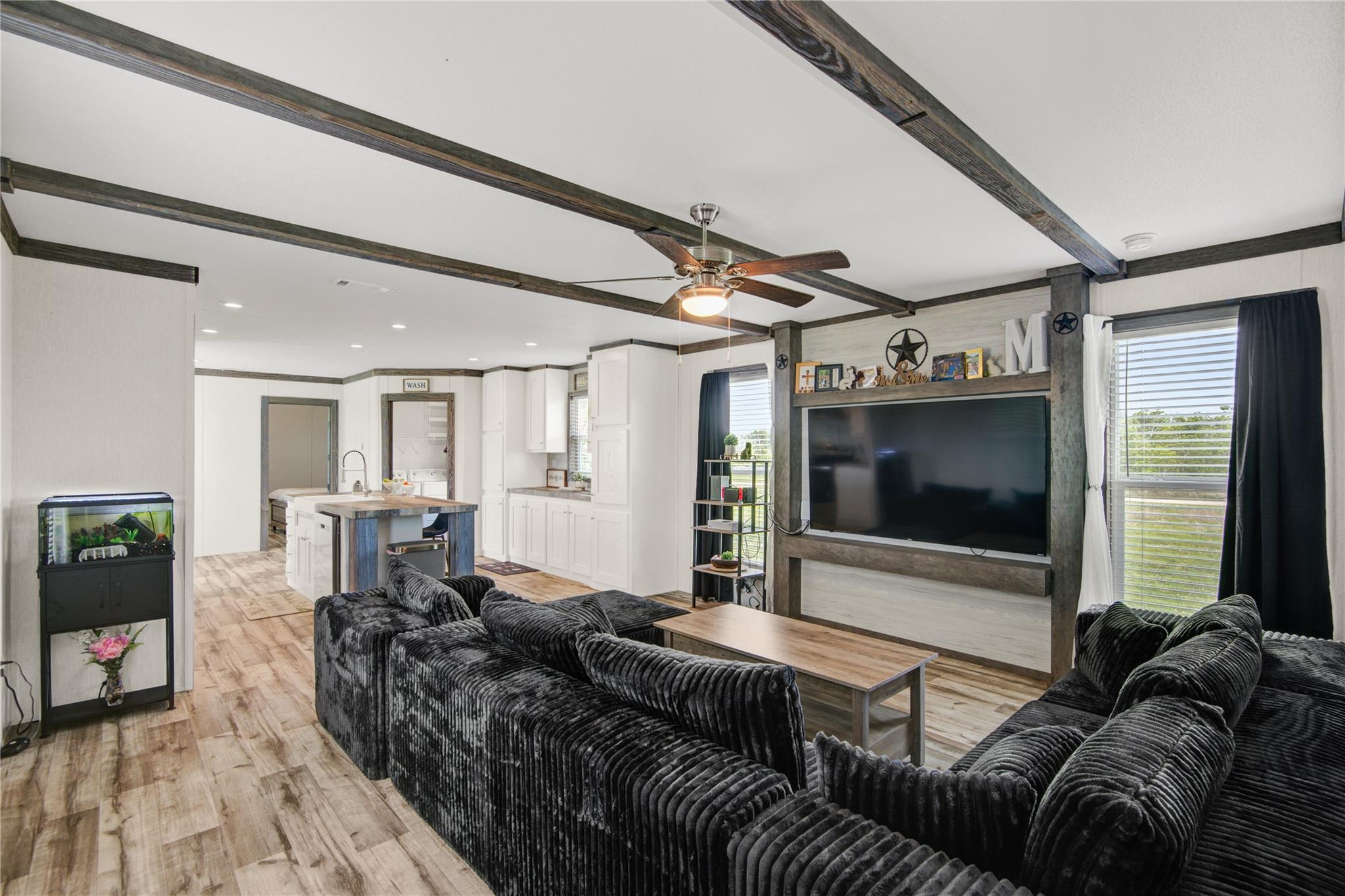 5366 West Belt
