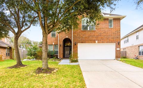 Photo of 5002 Rollingstone Road, Richmond, TX 77407 (MLS # 72936772)