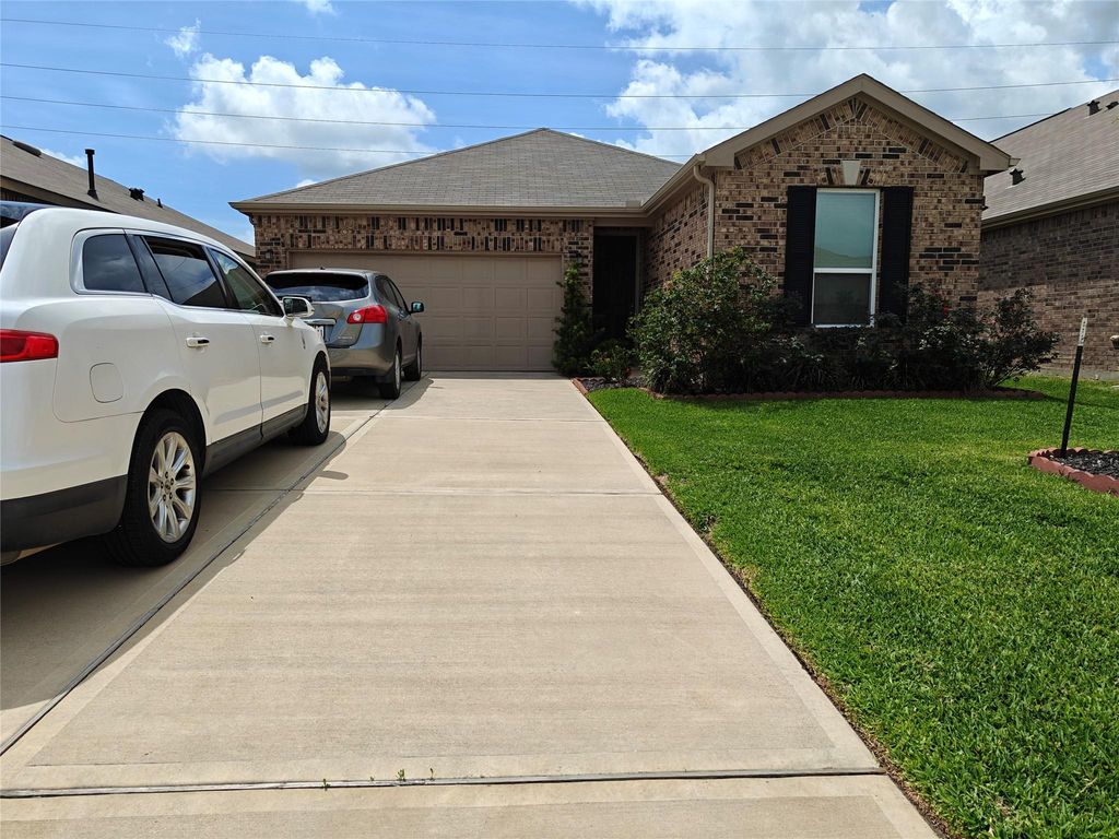 Photo of 1270 Glendora Drive, Rosharon, TX 77583 (MLS # 81821596)