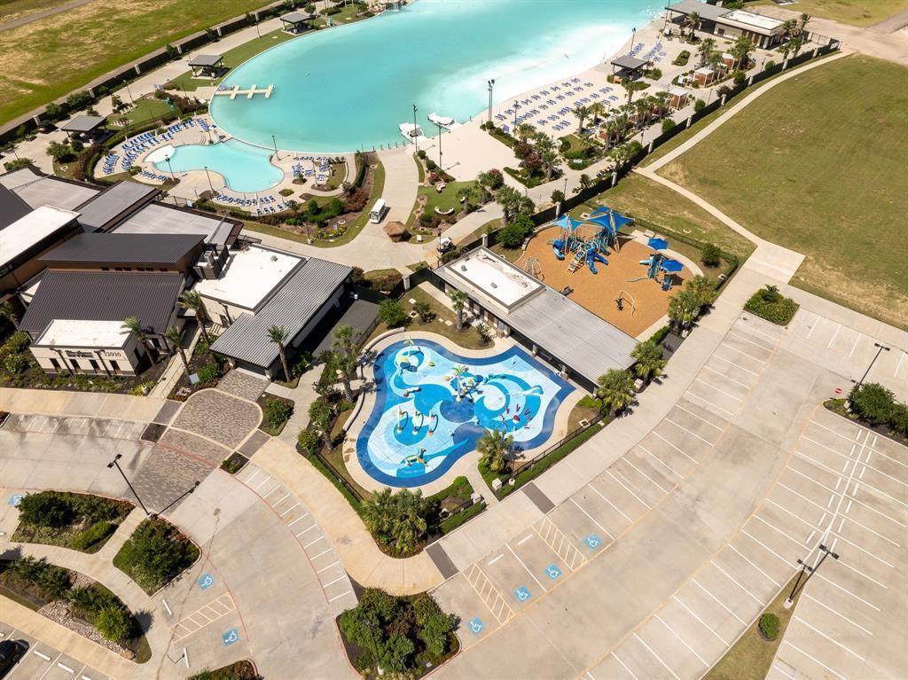 13021 Ocean Breeze Ln Lane