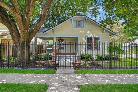 Photo of 4035 Michaux Street, Houston, TX 77009 (MLS # 48568094)