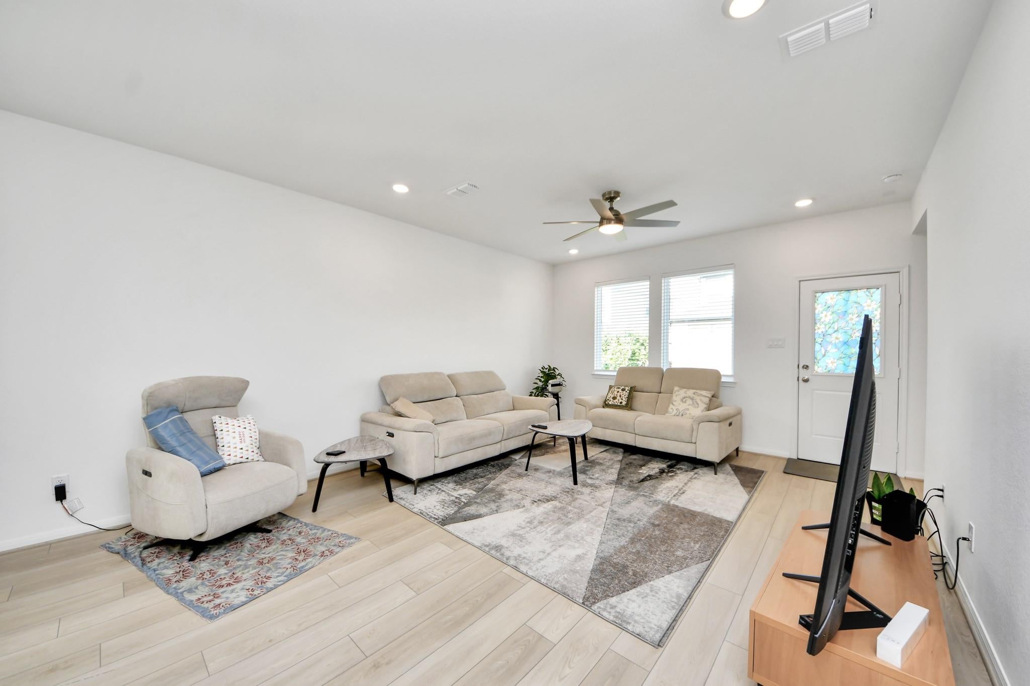 2714 Forest Retreat Lane