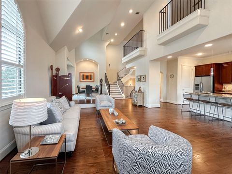 Photo of 4042 Bellefontaine St St, Houston, TX 77025 (MLS # 36870807)