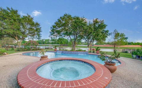 Homes For Sale - 314 Bridge Crest Boulevard<br/> Harris County, Houston, TX 77082
