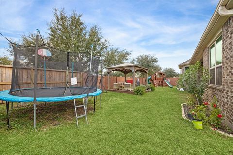 Tiny photo for 2960 Gibbons Hill Lane, League City, TX 77573 (MLS # 13139897)