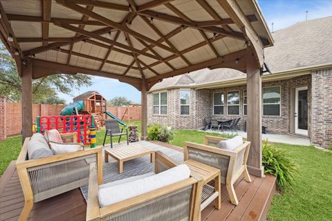 Tiny photo for 2960 Gibbons Hill Lane, League City, TX 77573 (MLS # 13139897)