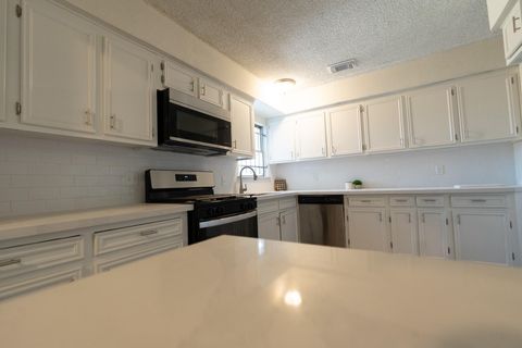 Tiny photo for 5631 Westover Street, Houston, TX 77033 (MLS # 45325296)