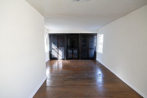 Tiny photo for 5631 Westover Street, Houston, TX 77033 (MLS # 45325296)