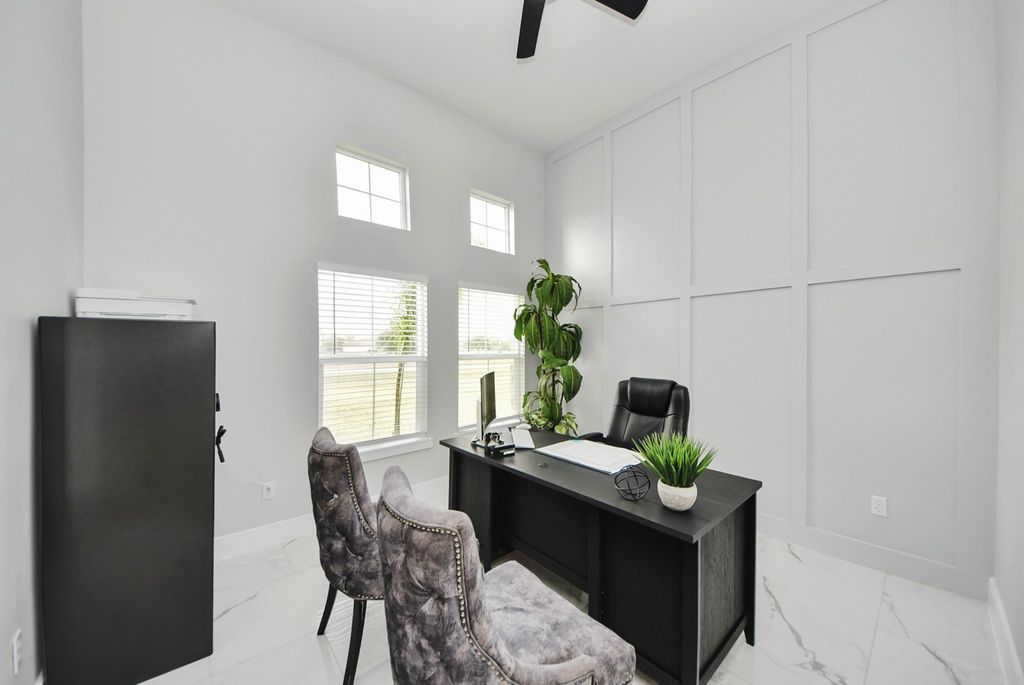 Photo of 627 Lily Lane, Rosharon, TX 77583 (MLS # 67404663)