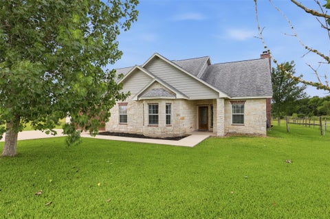 Photo of 8295 County Rd 179, Richards, TX 77873 (MLS # 25520323)