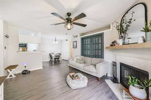 Condo For Sale - 2121 Hepburn Street #612<br/> Houston, TX 77054