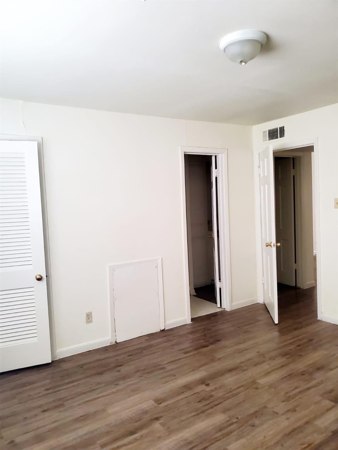 3003 Broadway St Street 8