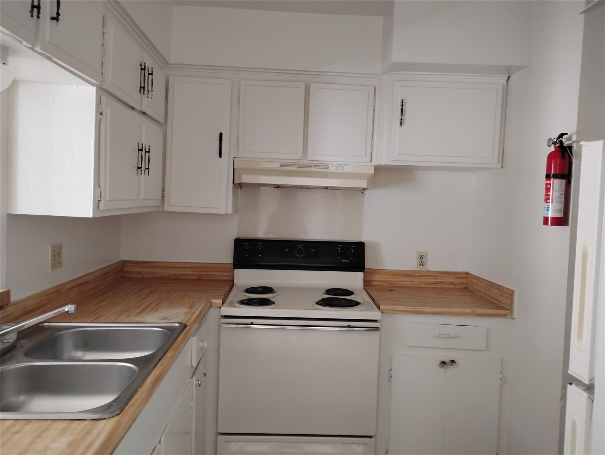 3003 Broadway St Street 8