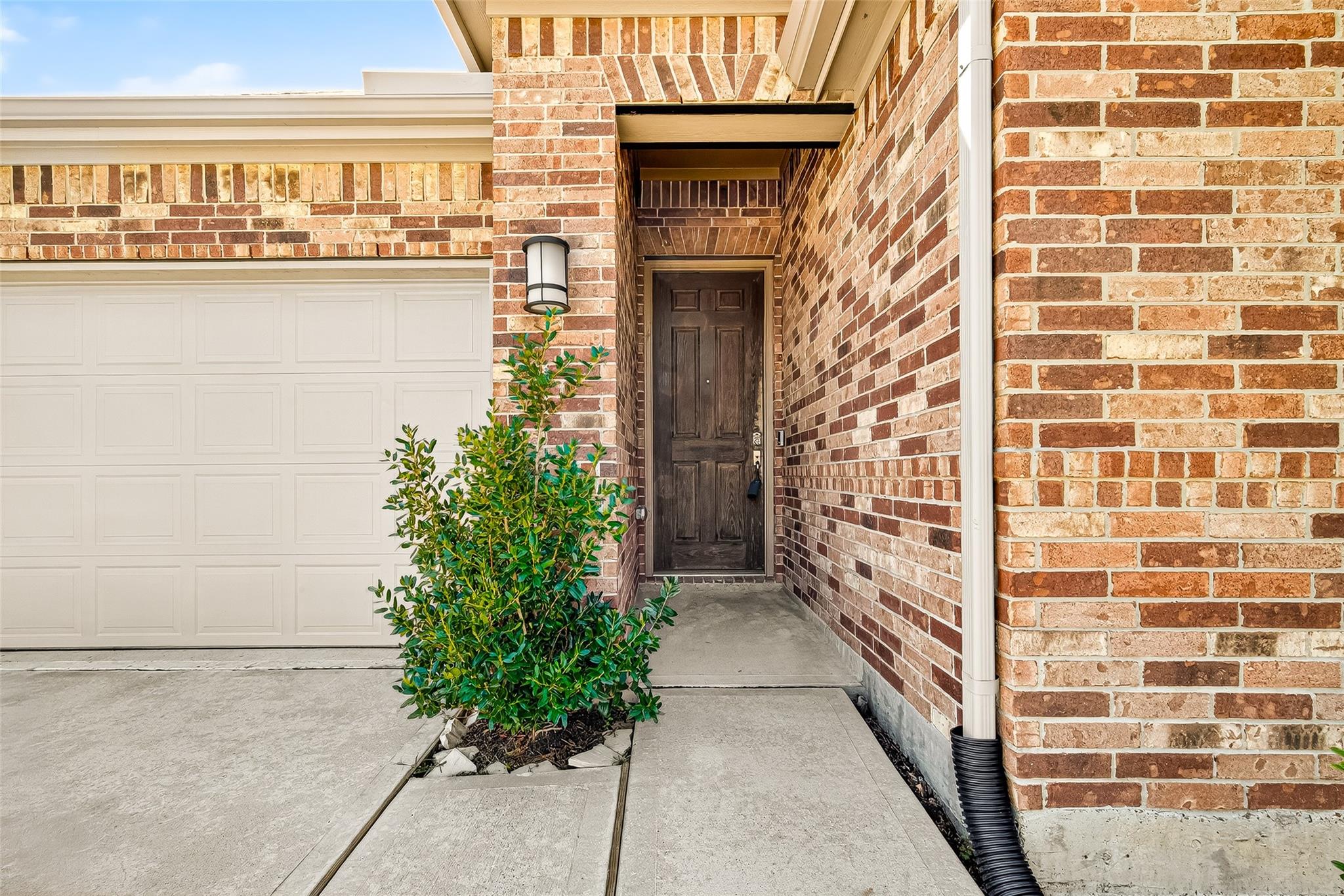 1109 Black Rail Street