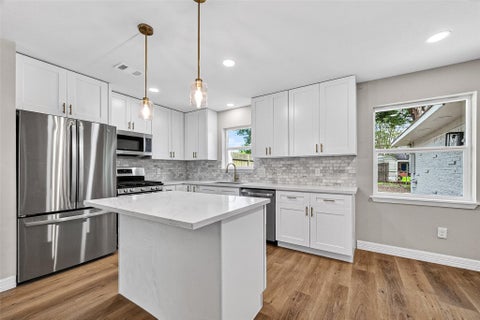 Photo of 9723 Ebb Street, Houston, TX 77089 (MLS # 13051691)