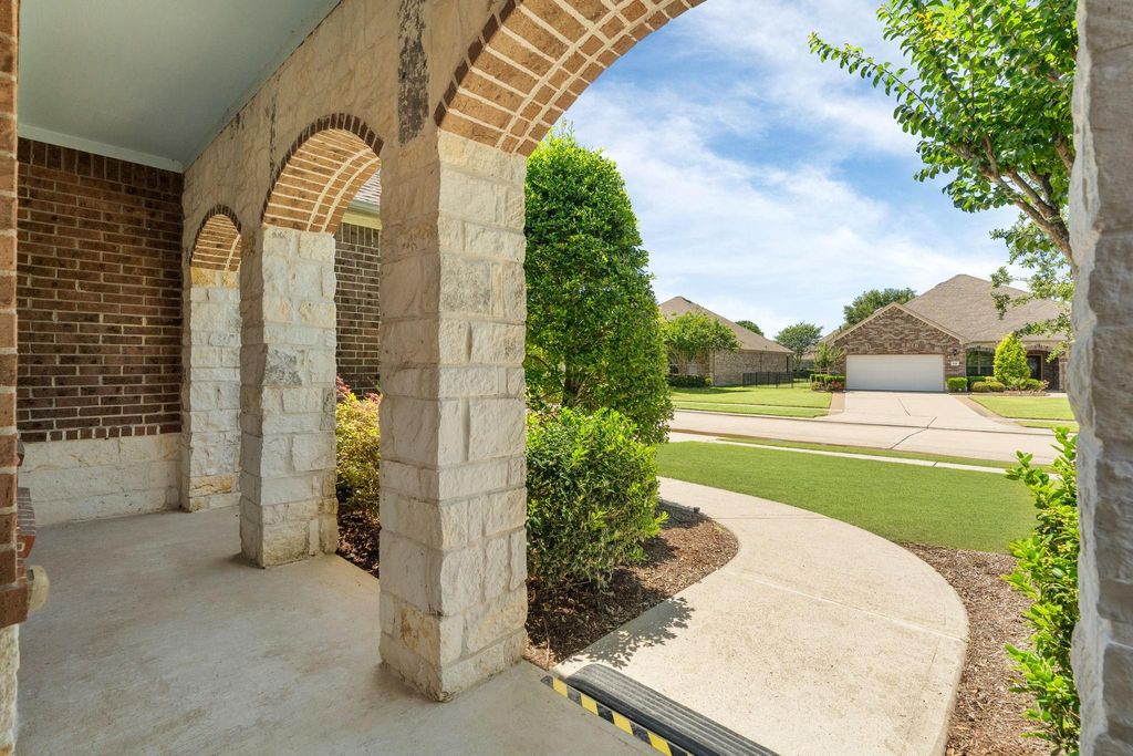 Photo of 719 Mission Olive Cove, Richmond, TX 77469 (MLS # 13390094)