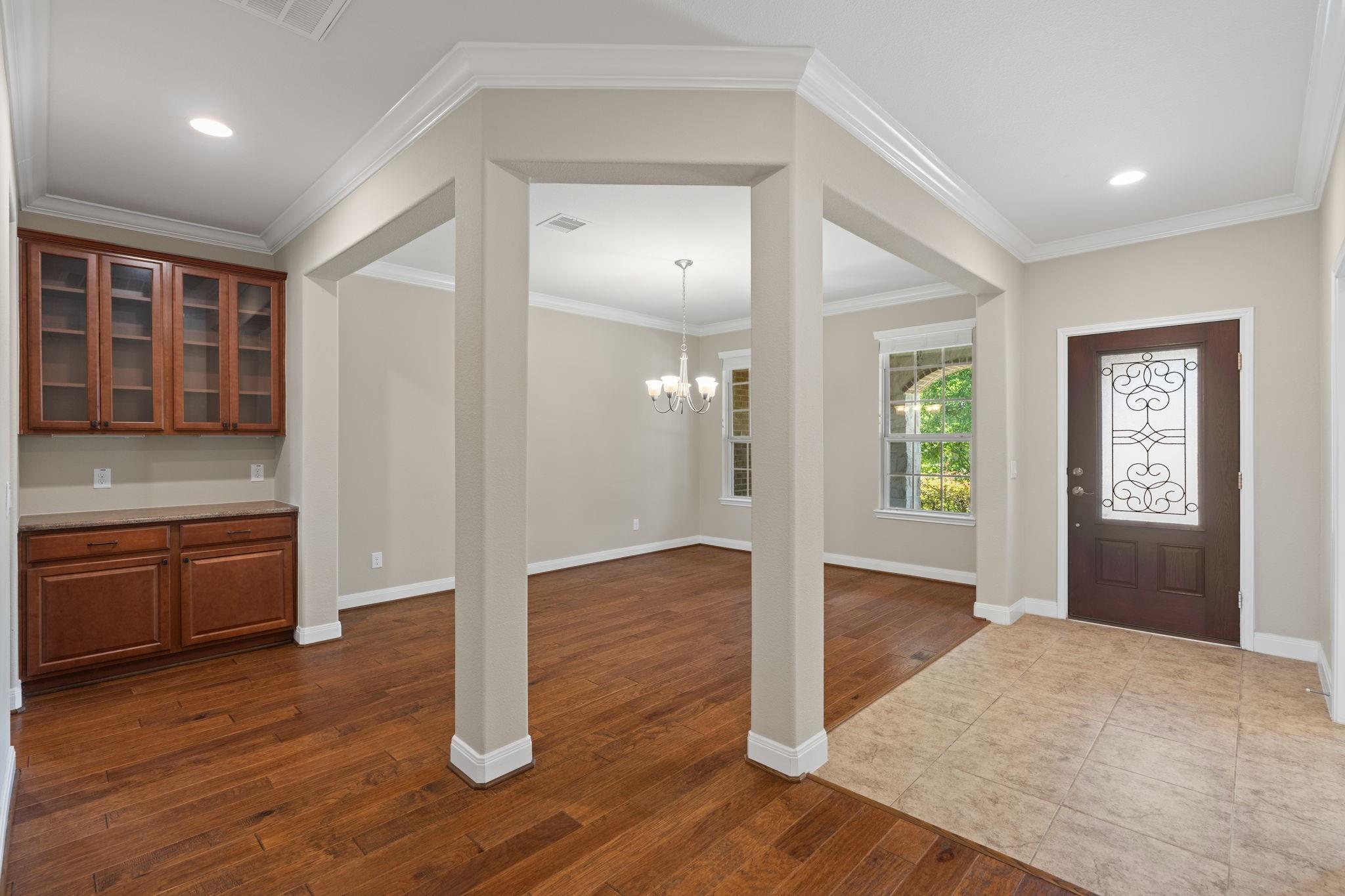 719 Mission Olive Cove