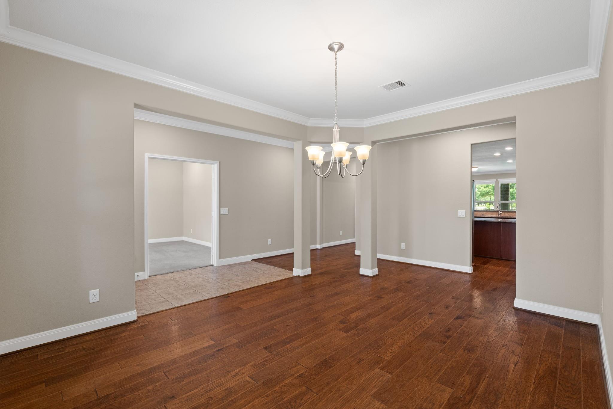 719 Mission Olive Cove