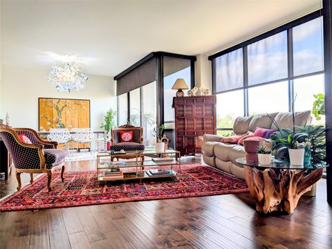 Photo of 1111 Bering Drive #503, Houston, TX 77057 (MLS # 42780368)