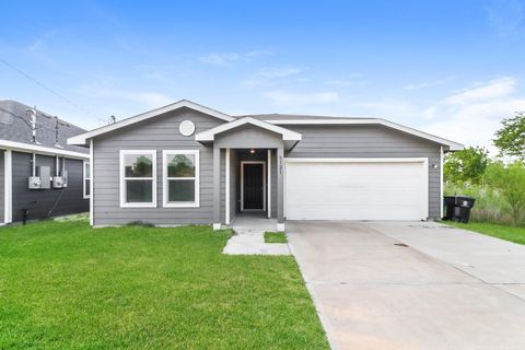 Photo of 9721 Stedman Street, Houston, TX 77029 (MLS # 57885110)