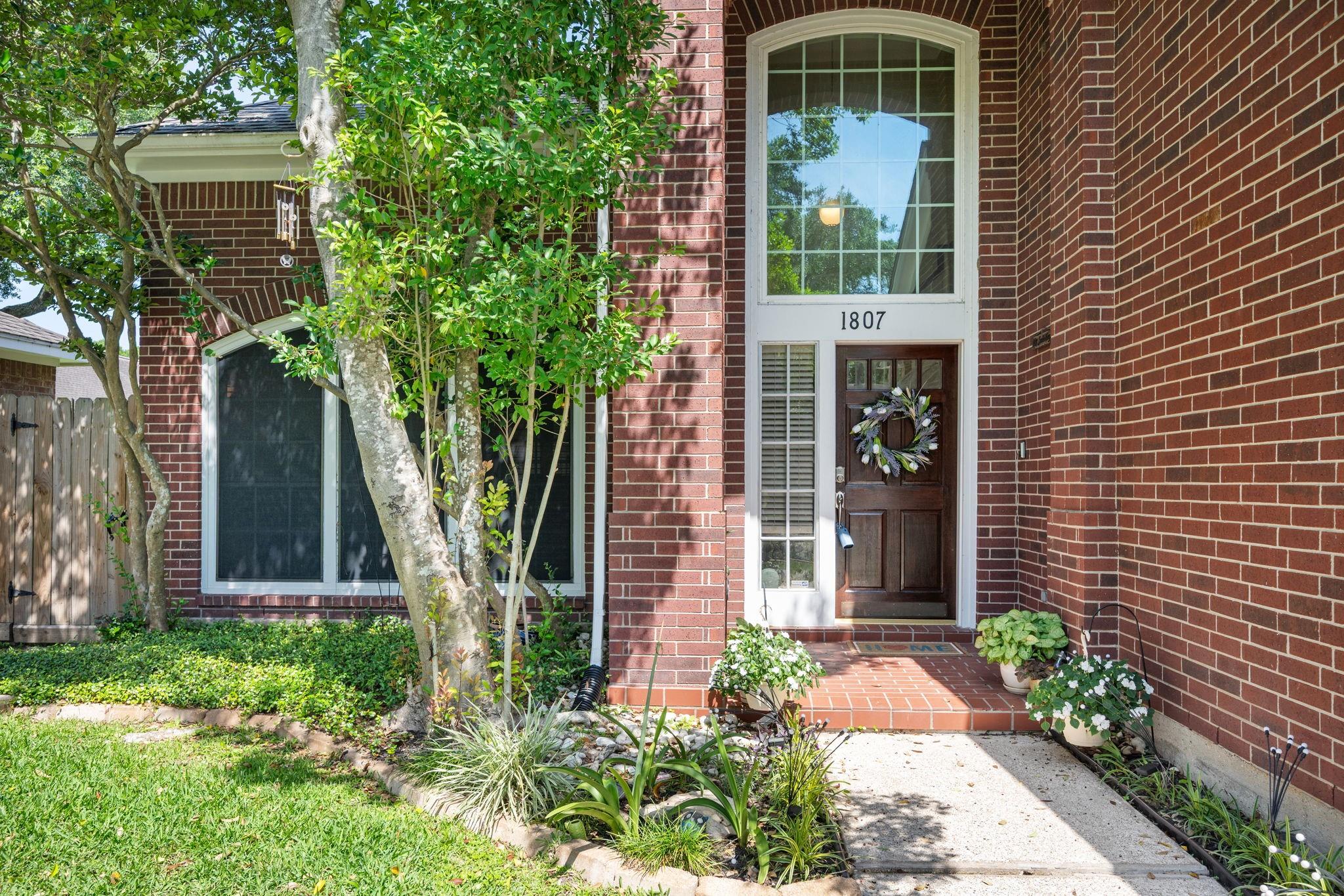 1807 Emerald Lake Court