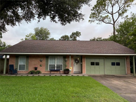 Homes For Sale - 10614 Carlota Court<br/> Houston, TX 77096