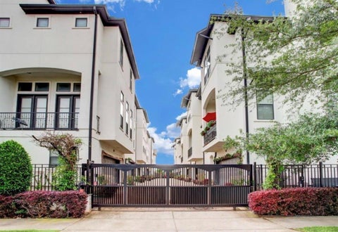 Photo of 1853 Dart Street, Houston, TX 77007 (MLS # 11969059)