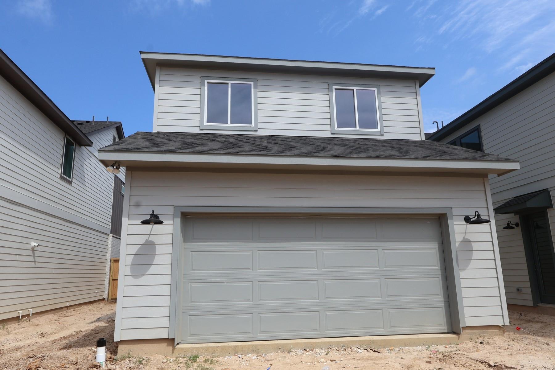16710 Vibrant Avenue
