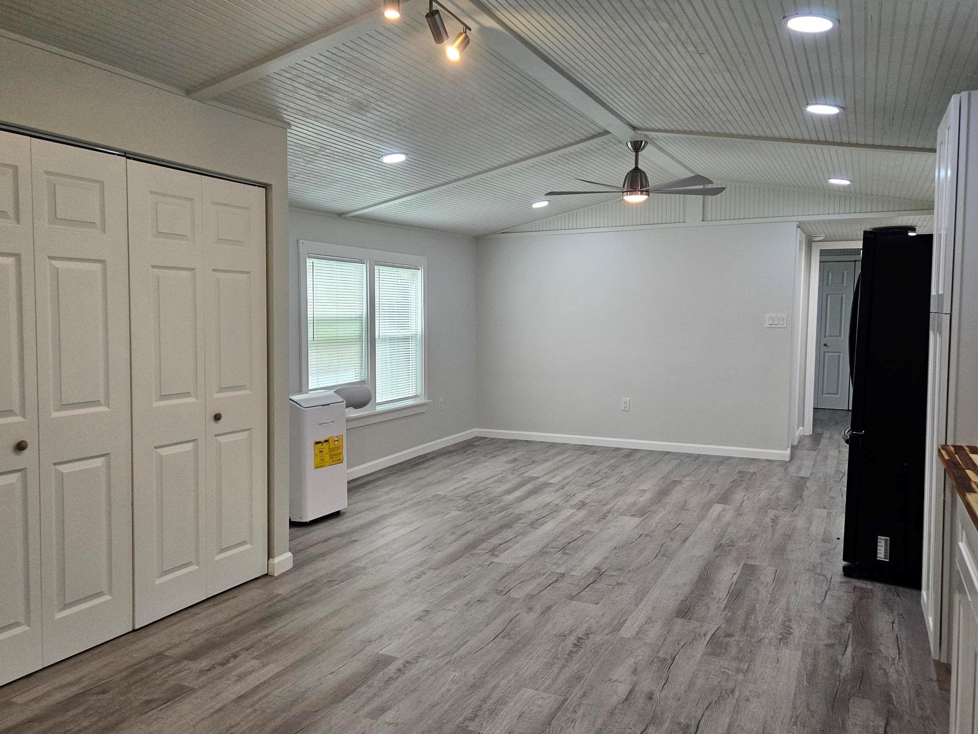 723 RR Alamo Street