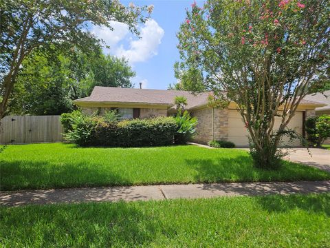 Photo of 2822 Chimneystone Drive, Sugar Land, TX 77479 (MLS # 52170785)