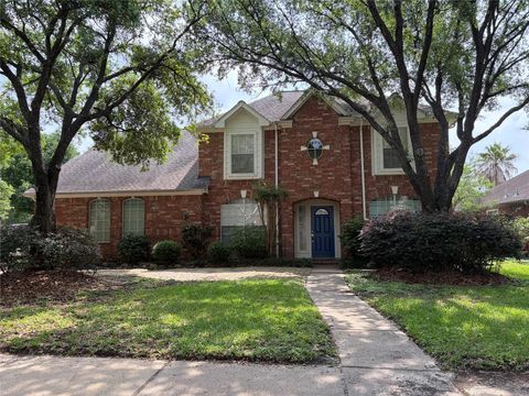 Photo of 10430 Sanibel Falls Court, Houston, TX 77095 (MLS # 41584543)