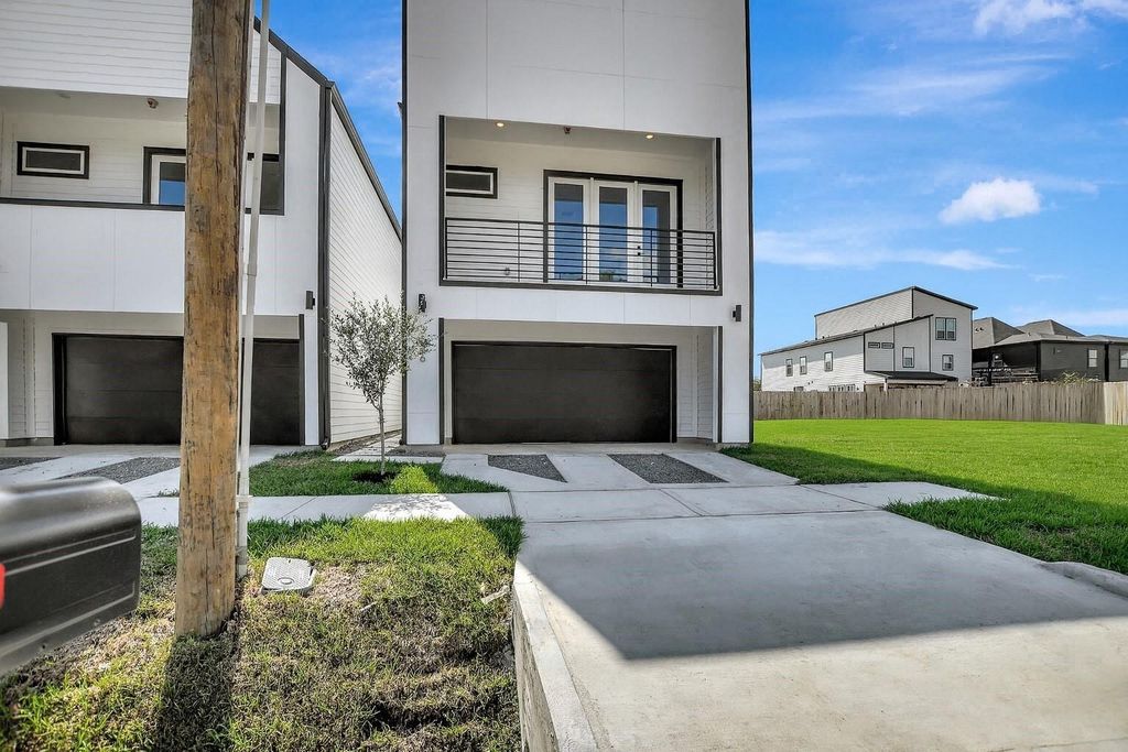 Photo of 3626 Amos Street, Houston, TX 77021 (MLS # 31959455)